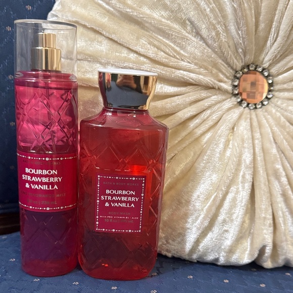Bath & Body Works Other - Bath & Body Works Red Bourbon Strawberry & Vanilla Duo
